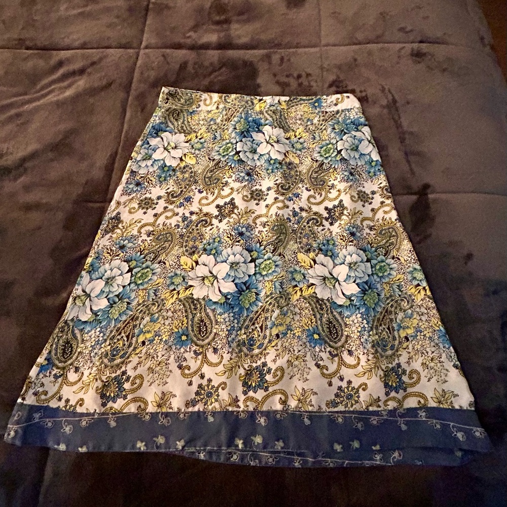 Old Navy 100% Silk Floral Paisley Midi Skirt Blue & Yellow - Size 4